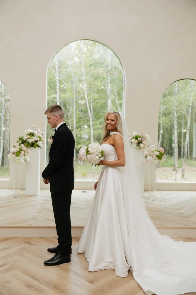 Luxury, affordable wedding venues near Nashville; Photo credit: Sydney Breland Photography